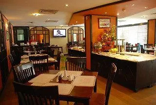 London Crown 2 Hotel Apartments Dubai Aparthotel