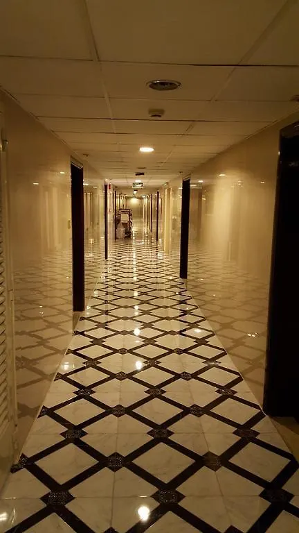 London Crown 2 Hotel Apartments Dubai 3*,